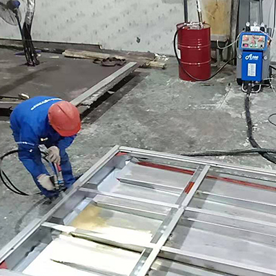 聚氨酯噴涂機(jī)案例