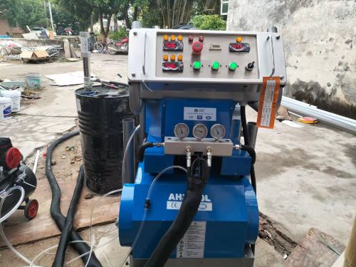 聚氨酯高壓發(fā)泡機