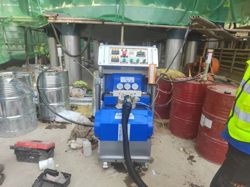 聚氨酯噴涂機(jī)